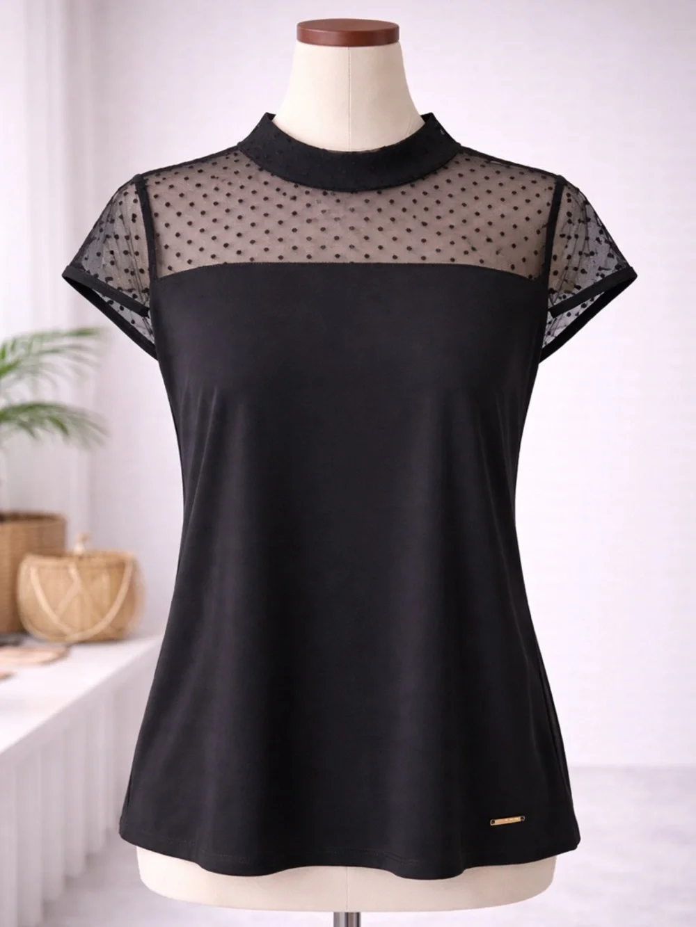 Anne Klein Black Dot Mesh Yoke Cap Sleeve Blouse - Picture 1 of 5